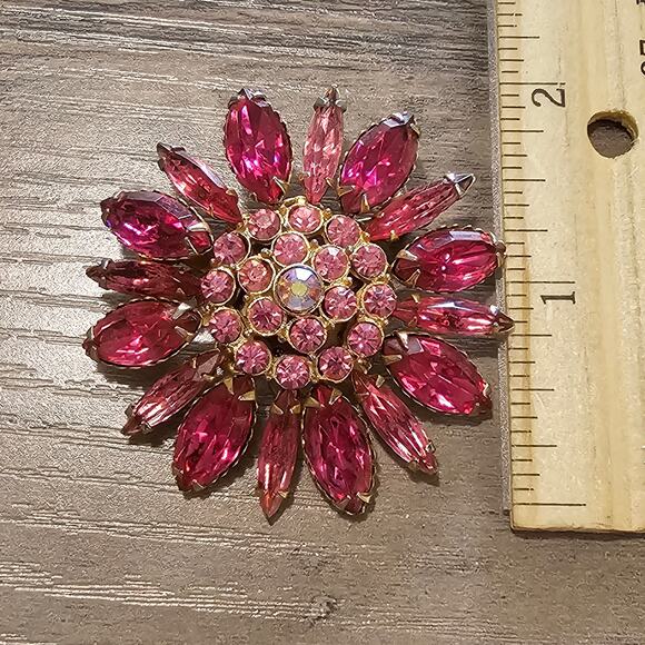 Vintage Hot Pink Prong Set Navette Flower Brooch with Rhinestones - Picture 3 of 5